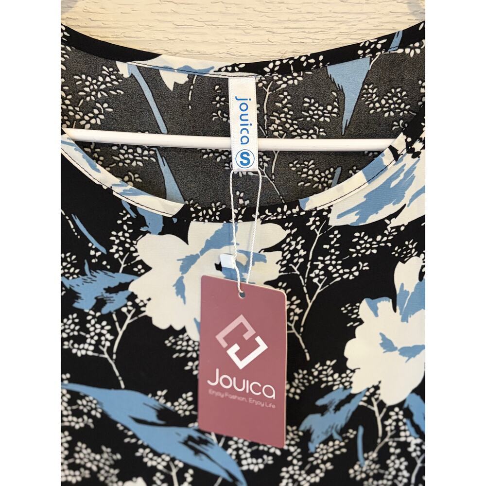Jouica Black Blue Floral Blouse Size S NWT | Tie Sleeve Dressy Top - Picture 4 of 14